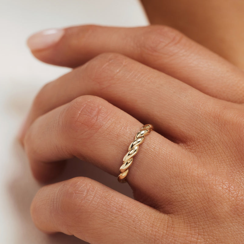 Isabel Bernard Rivoli Laurance 14 Karaat Gouden Ring IB330098-48-zoom-