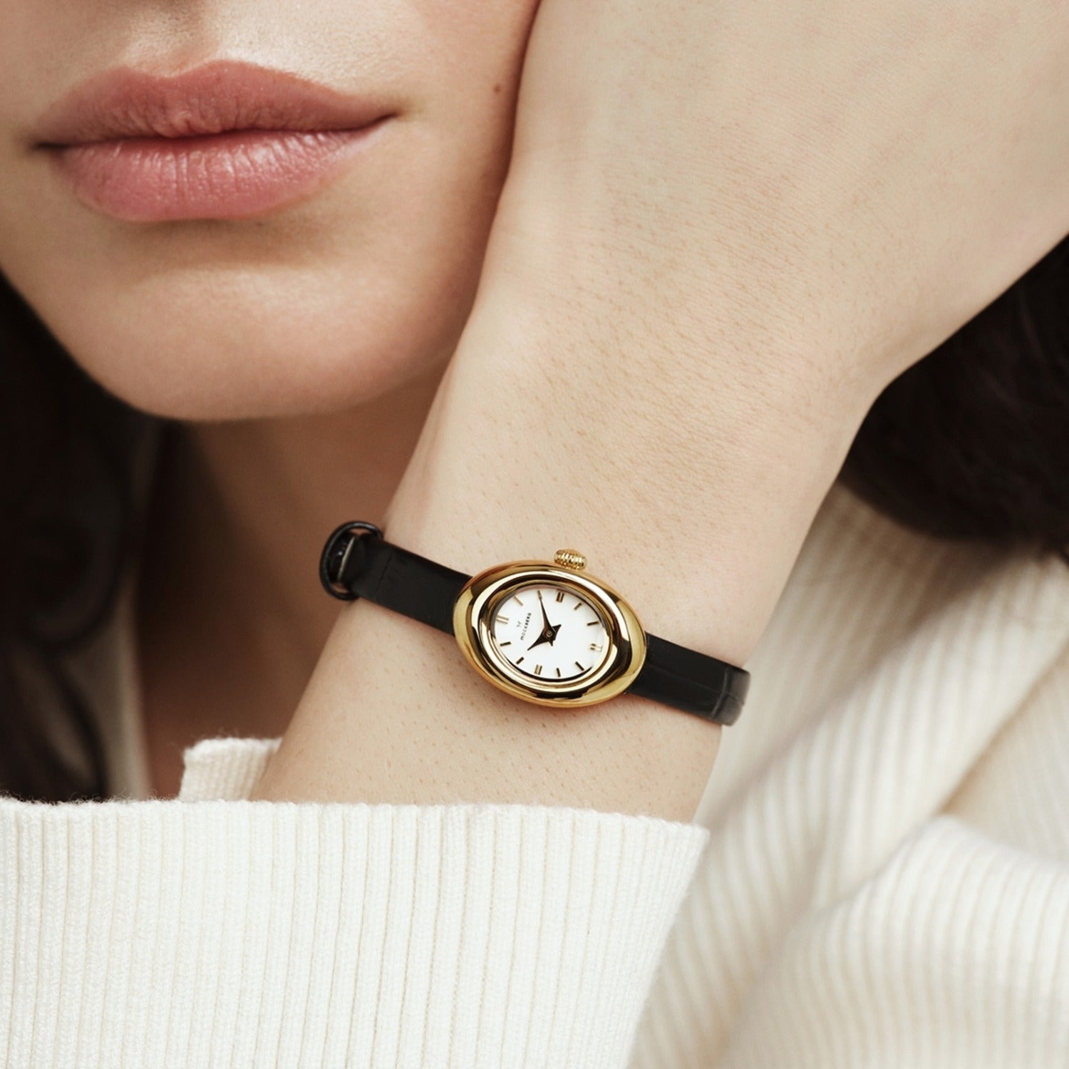 Mockberg Belle Oval Petite Leather Women's Watch MB1412