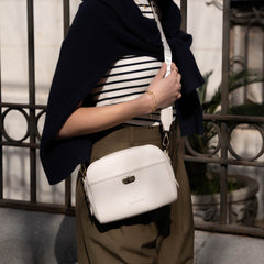 Violet Hamden Essential Bag Crème Crossbody bag VH22044