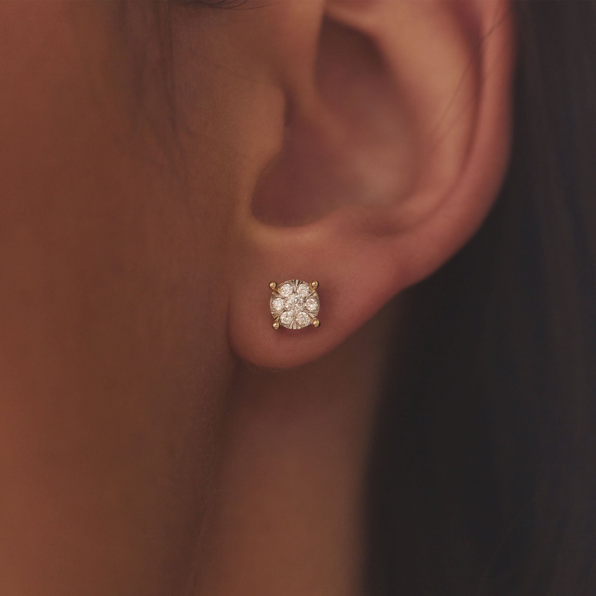 Isabel Bernard De la Paix Hanaé 14 Carat Golden Ear Studs | diamond 0.28 ct | IBD360013