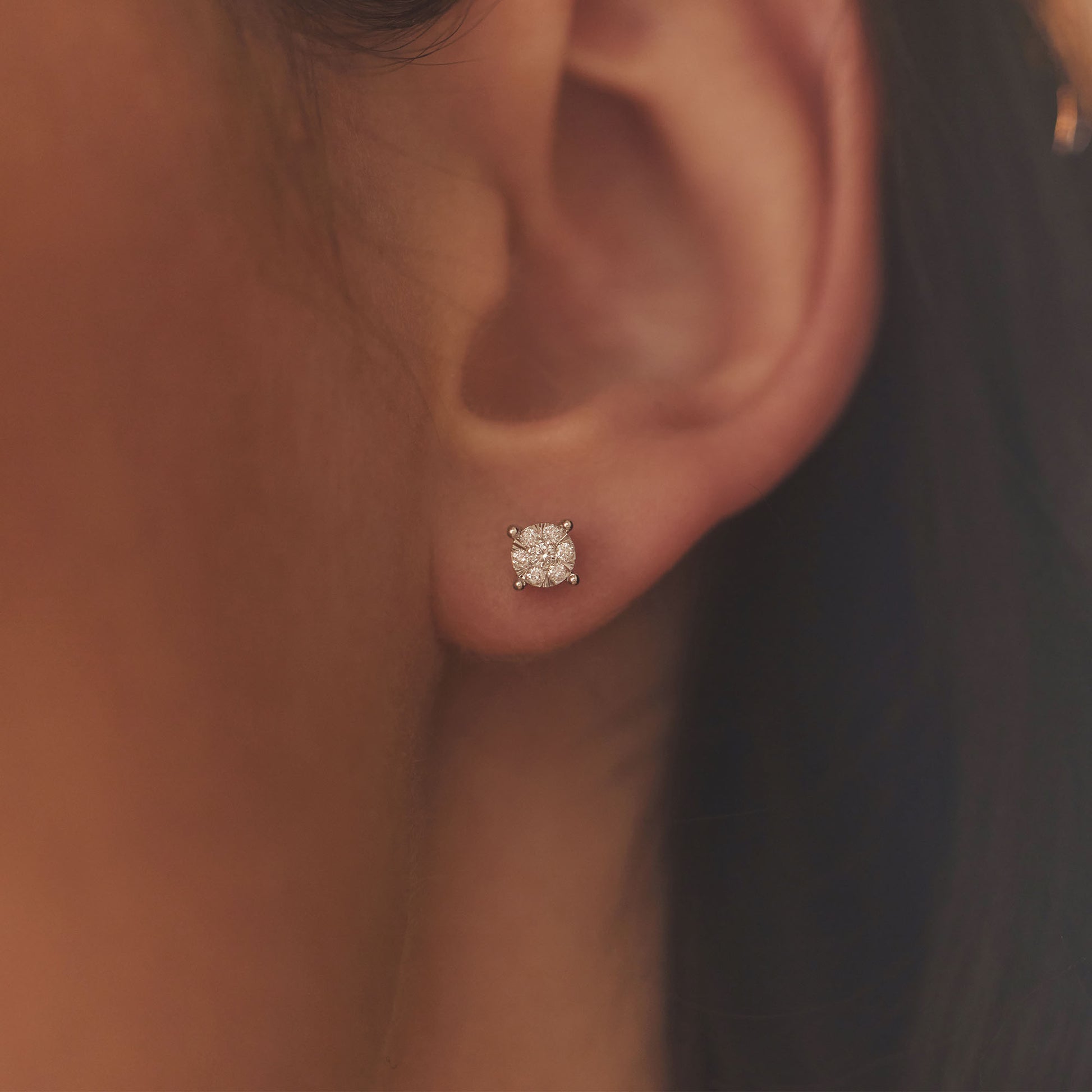 Isabel Bernard De la Paix Hanaé 14 Carat Whitegold Ear Studs | diamond 0.16 ct | IBD360016