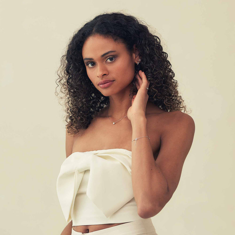 Isabel Bernard De la Paix Madeline 14 karaat witgouden oorringen | diamant 0.15 ct | IBD360017-zoom-