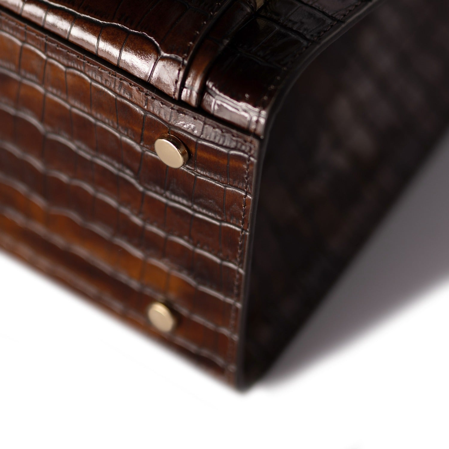 Isabel Bernard Honoré Nadine croco brown calfskin leather handbag with 13 inch laptop compartment IB25110-230-13