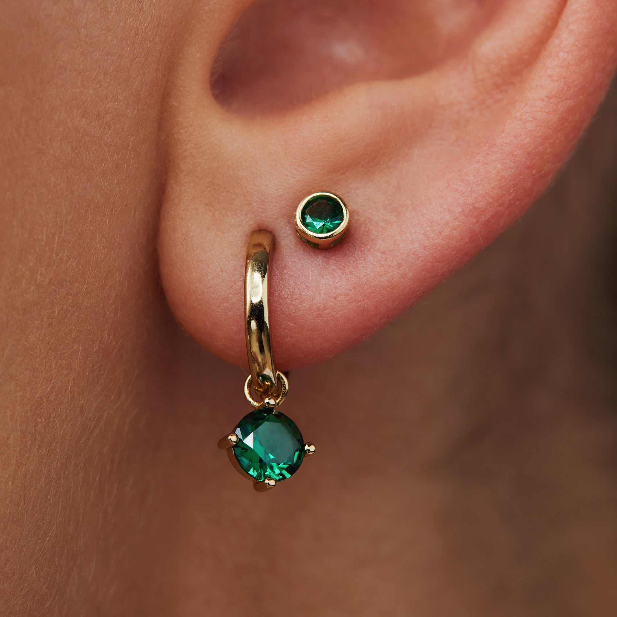 Violet Hamden Venus 925 Sterling Zilveren Goudkleurige Creolen Met Geboortesteen VH360017-MAR