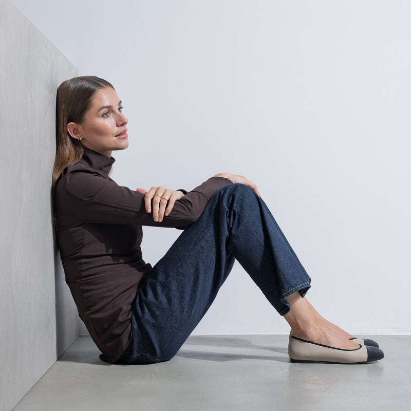 Isabel Bernard Vendôme Ynes Taupe Kalfsleren Ballerinas IB51011-078-36-zoom-