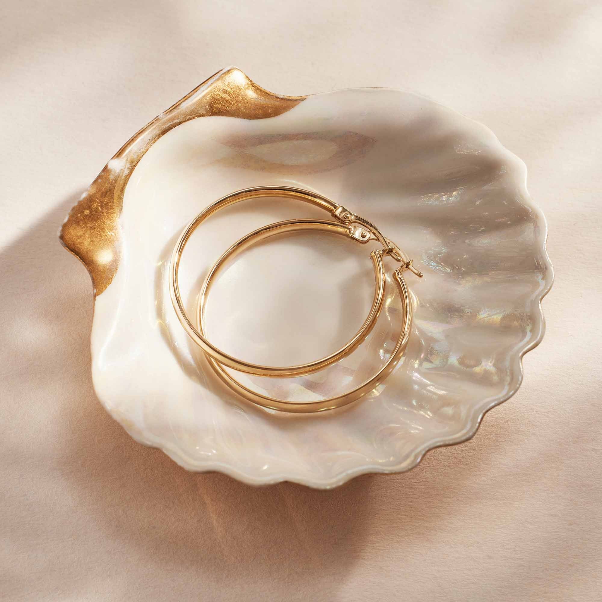 Isabel Bernard Rivoli Estrella 14 Carat Golden Hoop Earrings IB360126