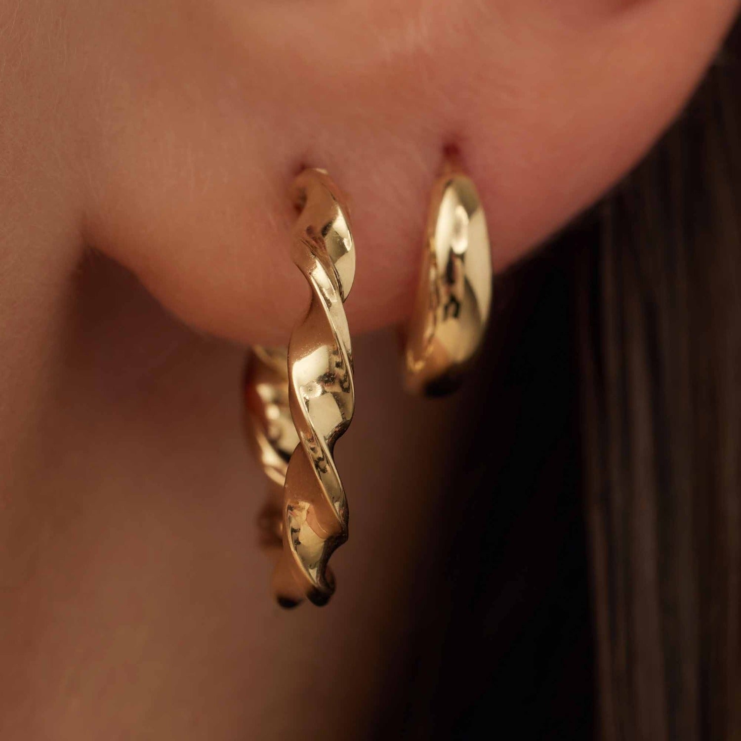 Isabel Bernard Cadeau d'Isabel 14 karat gold earring set IB90176