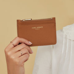 Isabel Bernard Honoré Aveline camel Leather Card Holder made of Calfskin IB27020