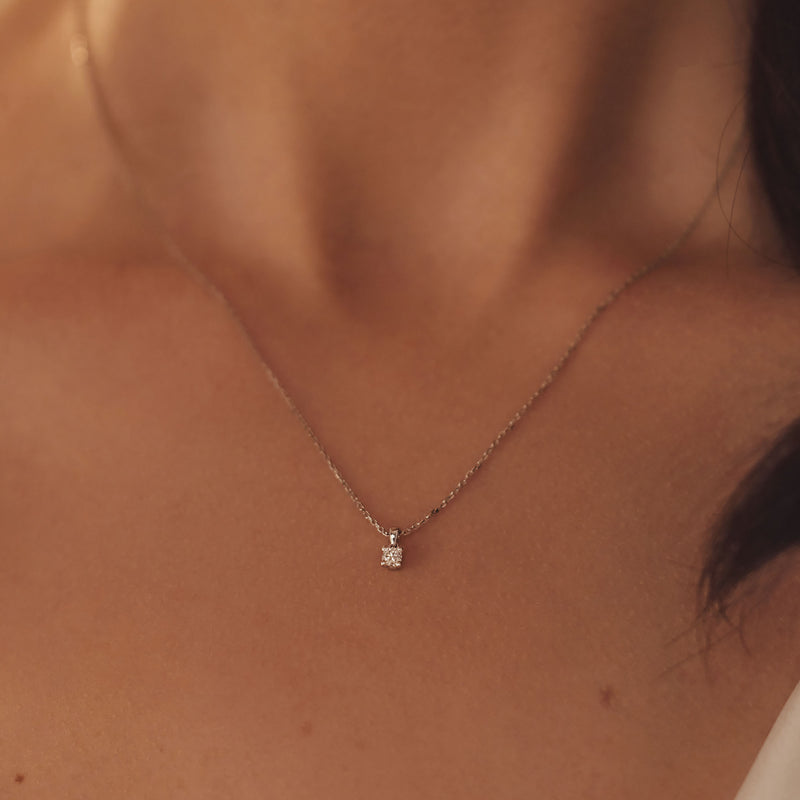 Isabel Bernard De la Paix Celesse 14 karaat witgouden collier | diamant 0.07 ct | IBD350005-zoom-