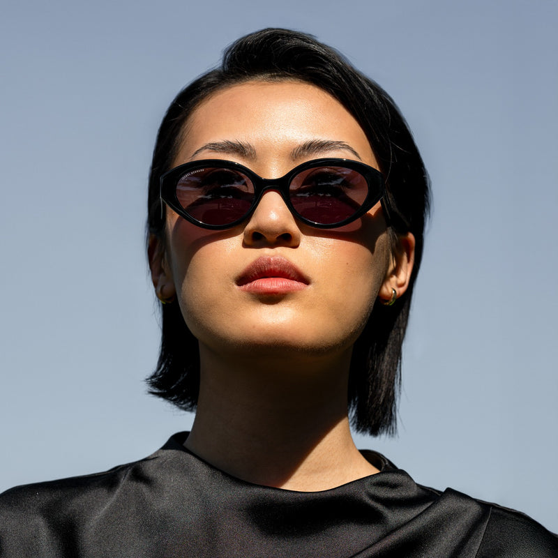 Isabel Bernard La Villette Rosaire Zwarte Ovale Zonnebril IB400002-01-01-zoom-