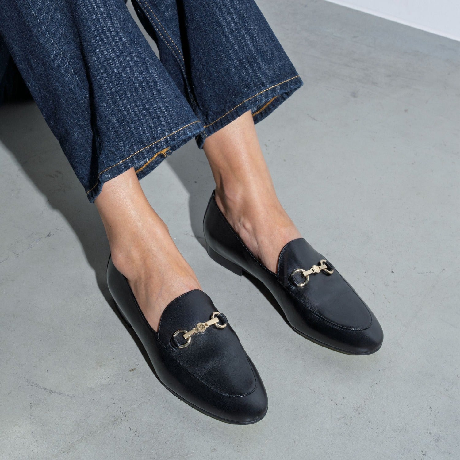 Isabel Bernard Vendôme Fleur Zwarte Leren Loafers Van Kalfsleer IB51000-01-36