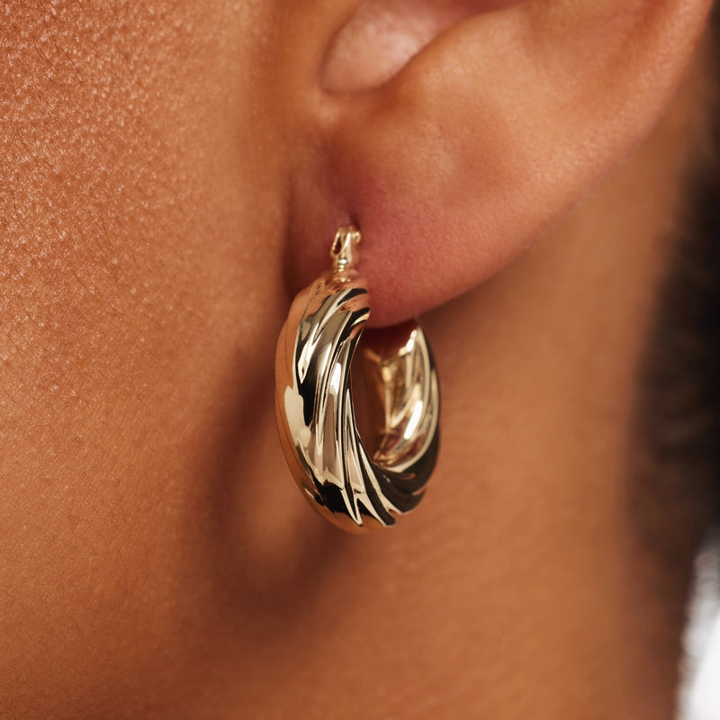 Isabel Bernard Rivoli Belle 14 karaat gouden oorringen IB360276-zoom-